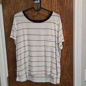 Comfy cropped t-shirt